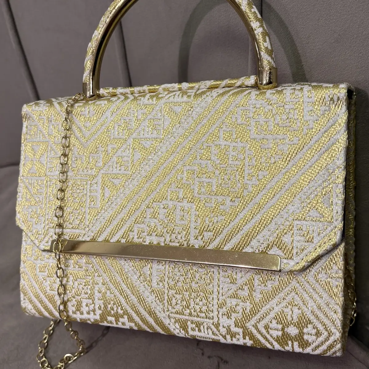 Sac à main doré pour femmes